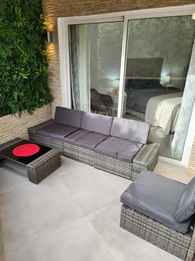 Apartamento Calypso Apartment Sitio de Calahonda Bagian luar foto